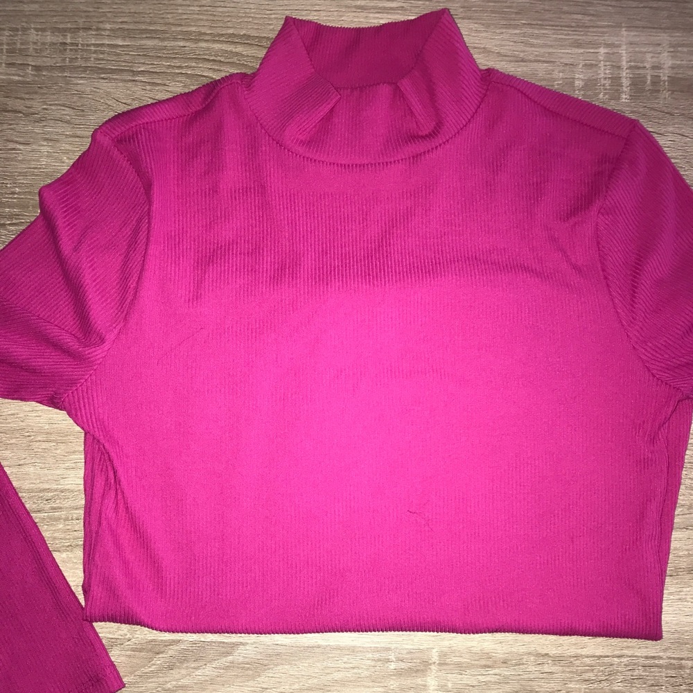Mock neck long sleeve top